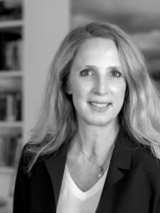 Dr. Juliane Kärcher